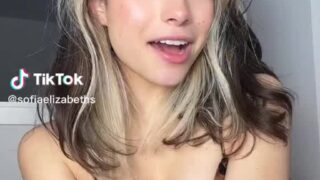 Sofia Elizabeth sexy on bed video leak