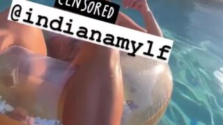 Indiana Mylf new pool sex with her BF!!! So hot