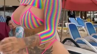 Val2legit sexy show erotic body on beach!!! So hot