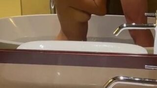 Gracewearslace POV Bathtub Blowjob Porn Video Leaked